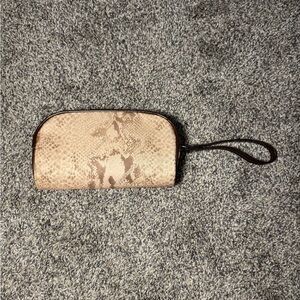 B. Makowsky Wristlet Cosmetic Bag